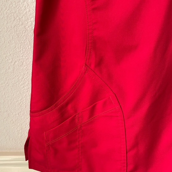 Set of top and bottom Scrubstar scrub small size red color - Picture 9 of 12